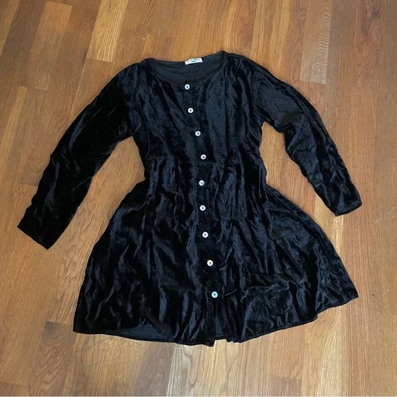 black velvet babydoll dress Black Velvet Babydoll Dress with Sheer Peekaboo Heart Window – Pink House  Boutique
